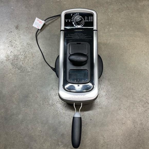 Farberware Stainless Steel 2.5L Deep Fryer - Picture 2 of 11